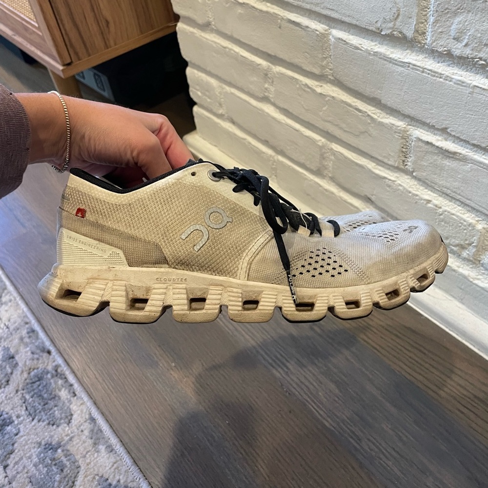 On Running Sneakers